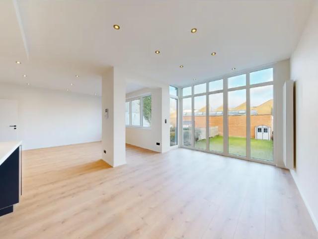 à louer Appartement Wavre Chaussée de Louvain, 106/001
