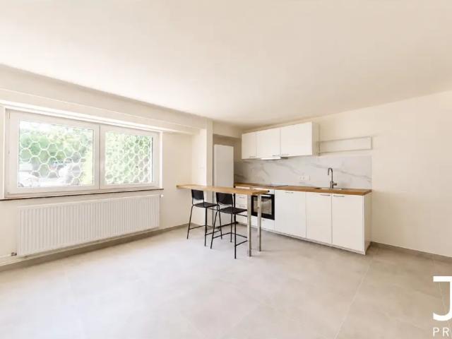 à louer Appartement Woluwe Saint Pierre Avenue des Prisonniers Politiques