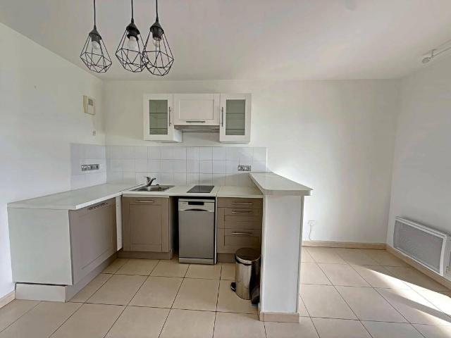 A Louer Appartement 13008 Marseille 1 pièce s 34 m2 Terrasse pa