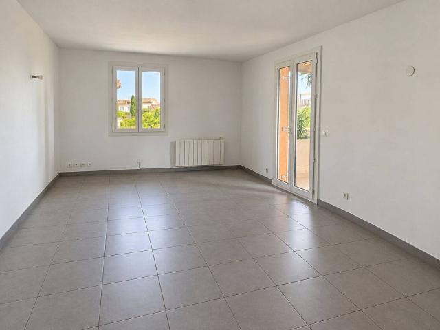 A LOUER APPARTEMENT 1 CHAMBRE COGOLIN
