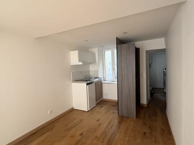 À louer – Appartement 1 pièce en duplex – Nancy Rue Saint Julien