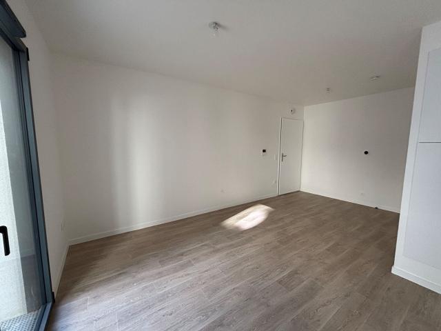 A louer appartement 1 pièces de 30m² secteur brie comte robert