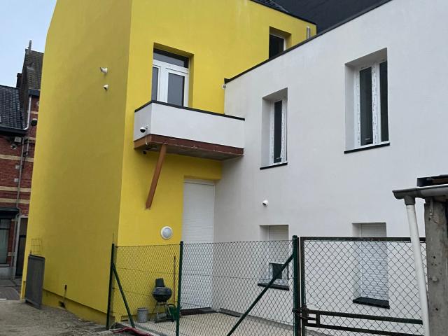 À louer appartement 2 ch en duplex situé à 200m de la gare