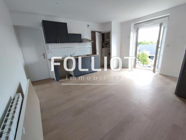 A LOUER: Appartement 2 Pi�ces Ref 2295AB VIE