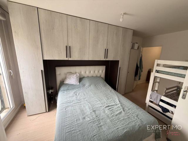 À LOUER APPARTEMENT 2 PIÈCES AVEC BALCON À TRAPPES