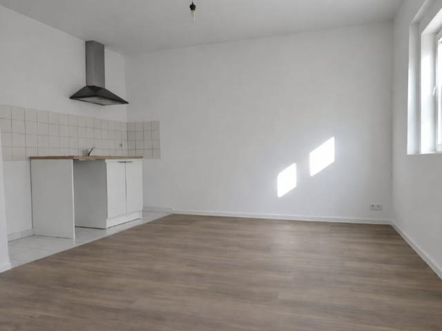 À louer Appartement 2 pièces refait à neuf Centre ville La Ferté sous Jouarre
