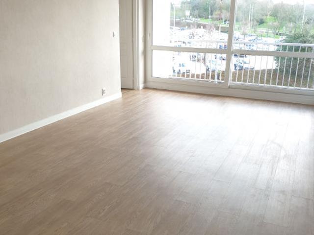 A LOUER Appartement 2 pièces 49.36 m2 50000 Saint lo