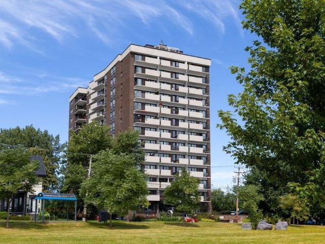 À louer / Appartement
