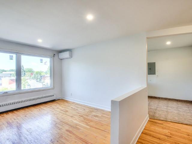 À louer / Appartement