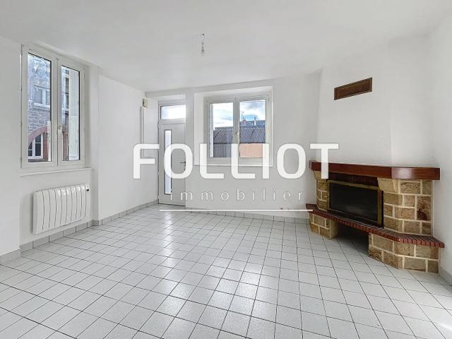 A LOUER: Appartement 3 pi�ces � Foug�res R�f.2530CV