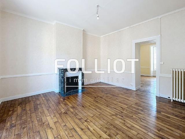 A louer: Appartement 3 Pices Fougeres Rf.2011CV
