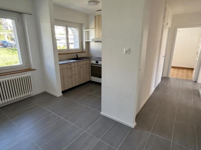 A louer: appartement 3 pièces avec cuisine agencée Combe Aubert 12, Tramelan