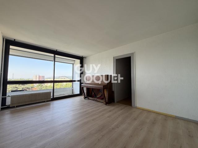 À LOUER Appartement 3 pièces avec terrasse et balcon à VALENCE