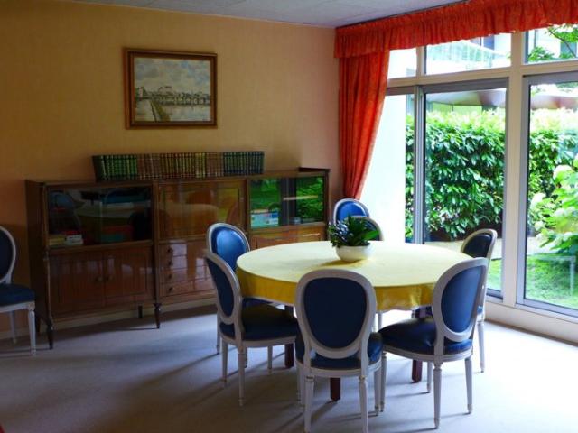 A LOUER APPARTEMENT 3 PIECES EN BON ETAT GENERAL ARCAD