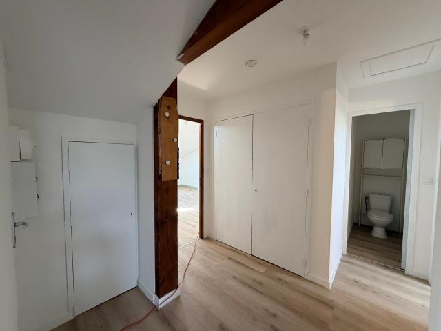 À LOUER – Appartement 3 pièces rénové au cœur de Mirande