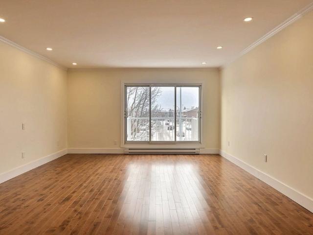 À louer / Appartement