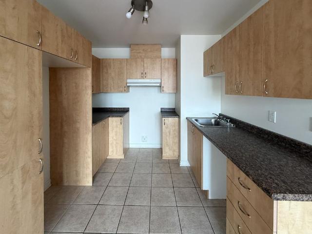 À louer / Appartement