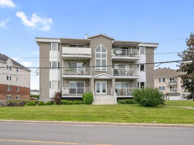 À louer / Appartement
