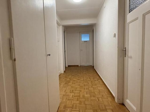 A louer appartement 4.5 pièces au 4ème étage