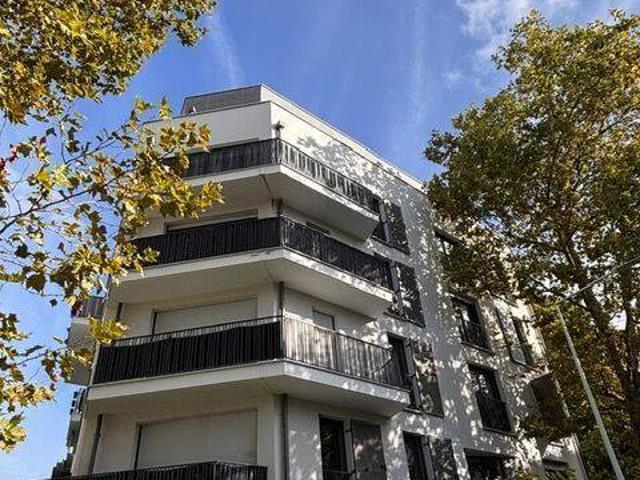 À louer Appartement 4 pièces avec parking à Nanterre