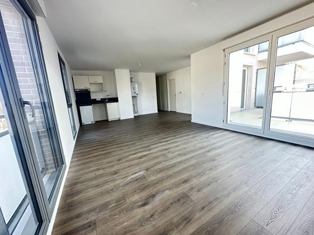 À louer: Appartement 4 pièces de grand standing à Melun