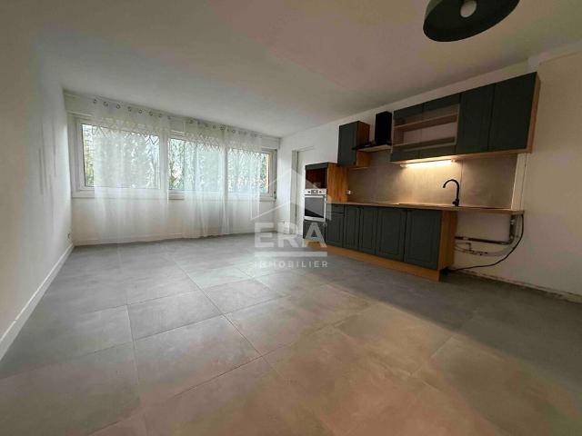 À LOUER ? Appartement 4 pièces de 70 m² à Vétraz Monthoux location non meublé