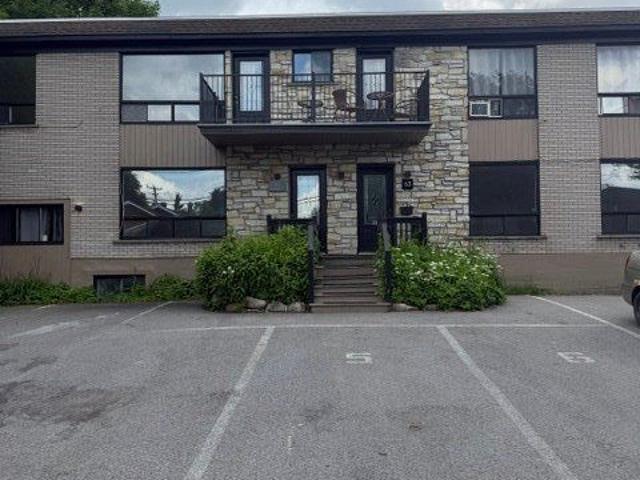 À louer / Appartement