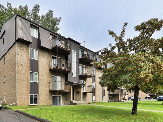 À louer / Appartement