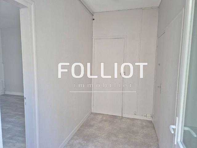 A LOUER Appartement 50000 Saint L� 1 pi�ce 23 m�