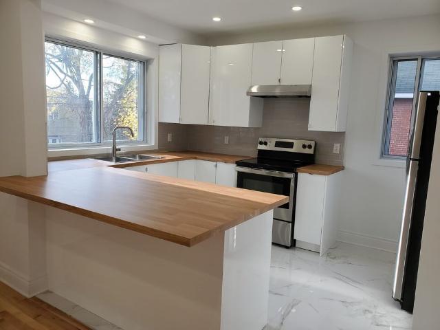 À louer / Appartement