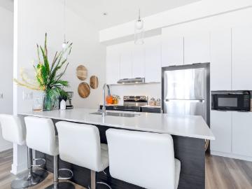 Apartment for rent in Roussillon - Parking