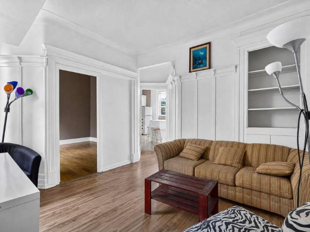 À louer / Appartement