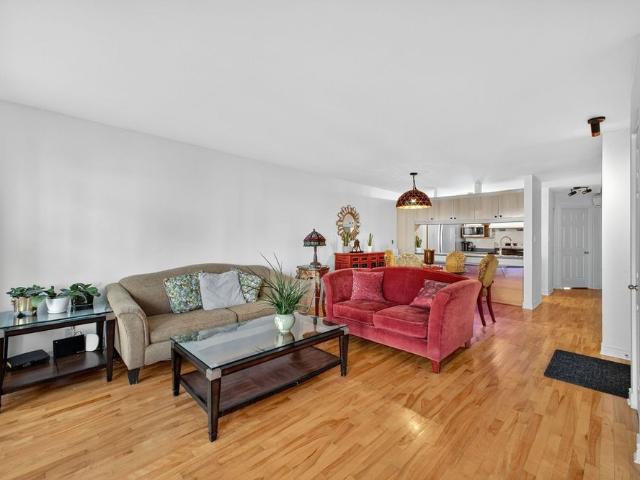 À louer / Appartement