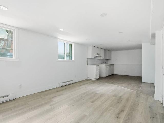 À louer / Appartement