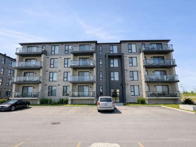 À louer / Appartement