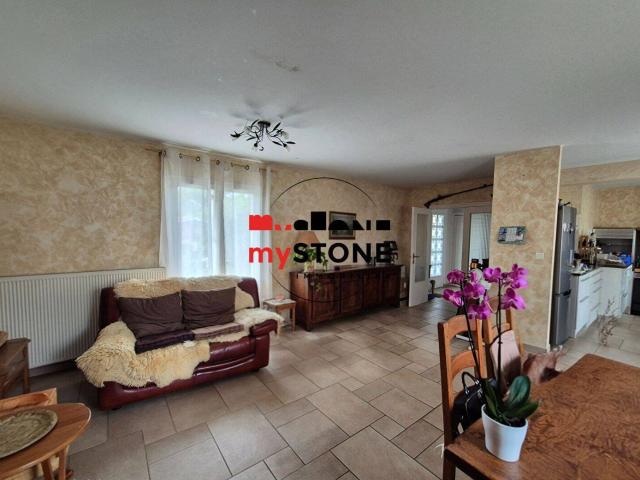 A LOUER ARS SUR FORMANS MAISON 125m² avec garage et terrain