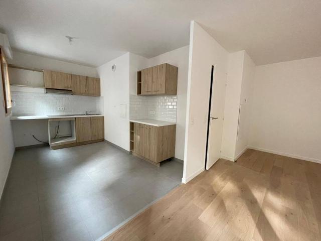 A LOUER ASNIERES 92600 Proche quartiers des Bourguignons