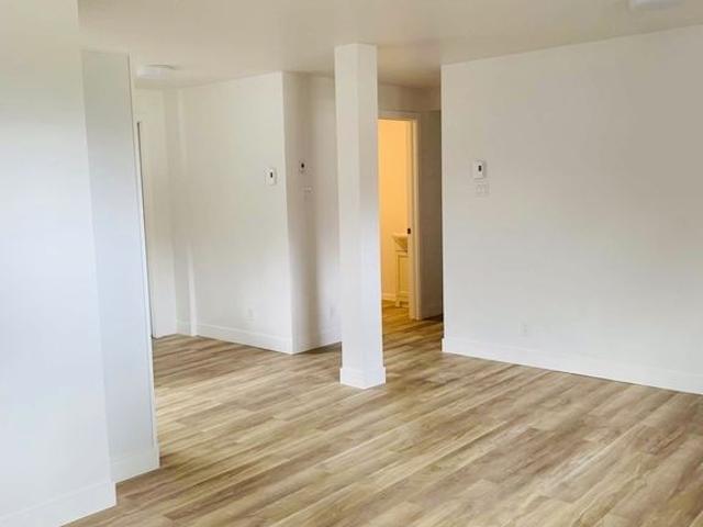 À Louer – Bas De Duplex à Saint Donat