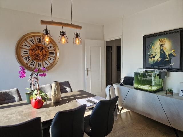 A louer Beau type 4 de 86 m2 meublé sur la commune de Bourg en Bresse