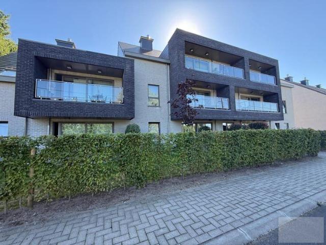 À LOUER – Bel appartement 2 chambres avec terrasse