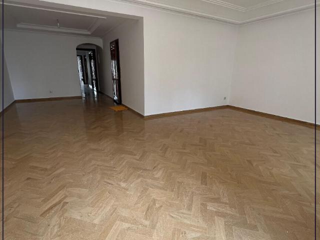 A louer Bel appartement 3 chambres à Gauthier