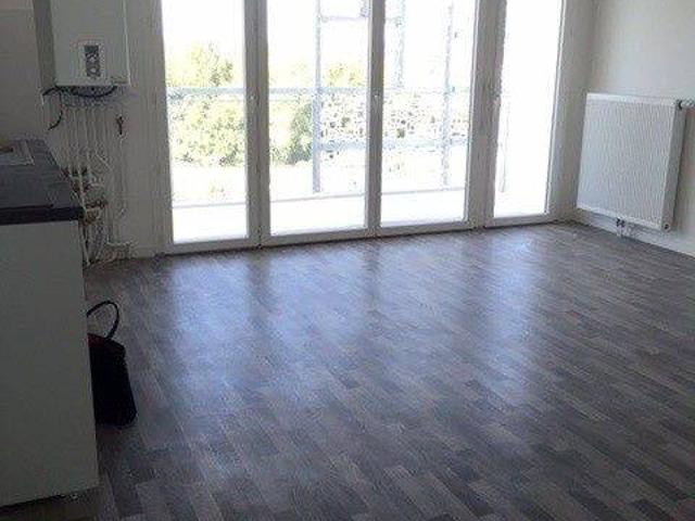 À louer Bel appartement T3 de 65,29 m² avec balcon et parkings