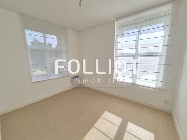 A LOUER BEL APPARTEMENT DE TYPE F5 50000 SAINT LO 4 CHAMBRES 117 M�