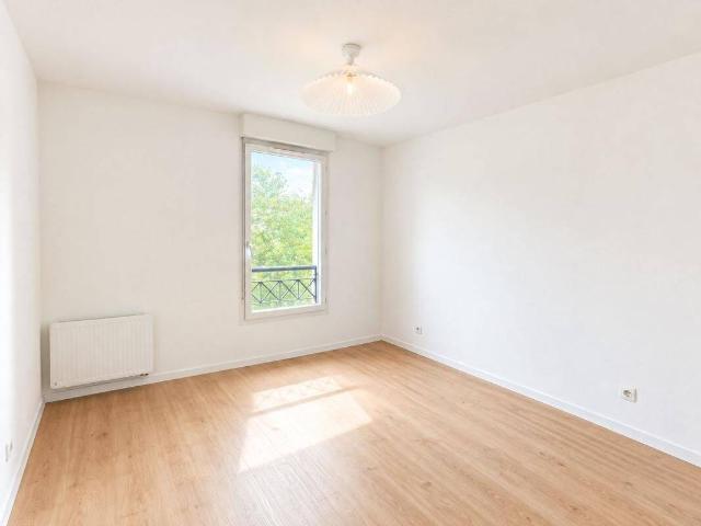 ? À LOUER – BEL APPARTEMENT F3 À BUSSY SAINT GEORGES