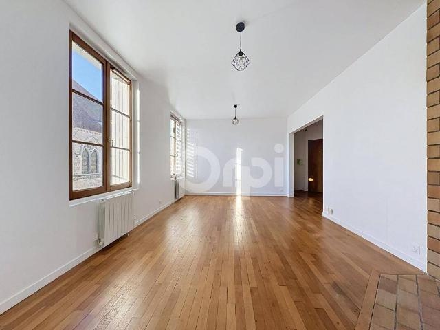 À louer – Bel appartement F3 rénové au cœur de Villenauxe la Gra