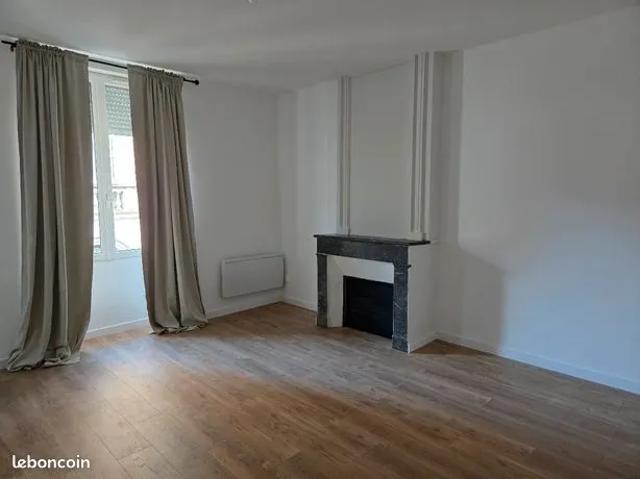 A louer bel appartement rénové de 62m2 au cœur de Pauillac
