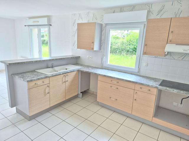 A LOUER Belle maison 50000 Saint Lo 5 pièce s 96 m2