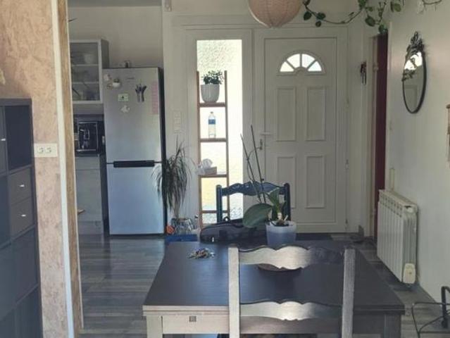 A LOUER BOUAYE MAISON MEUBLE T7 garage et jardin clos