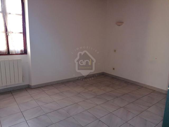 A LOUER CARPENTRAS T3