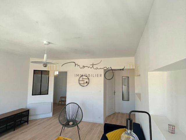À LOUER – CENTRE VILLE – P2 MEUBLÉ RÉNOVÉ – 41 m²